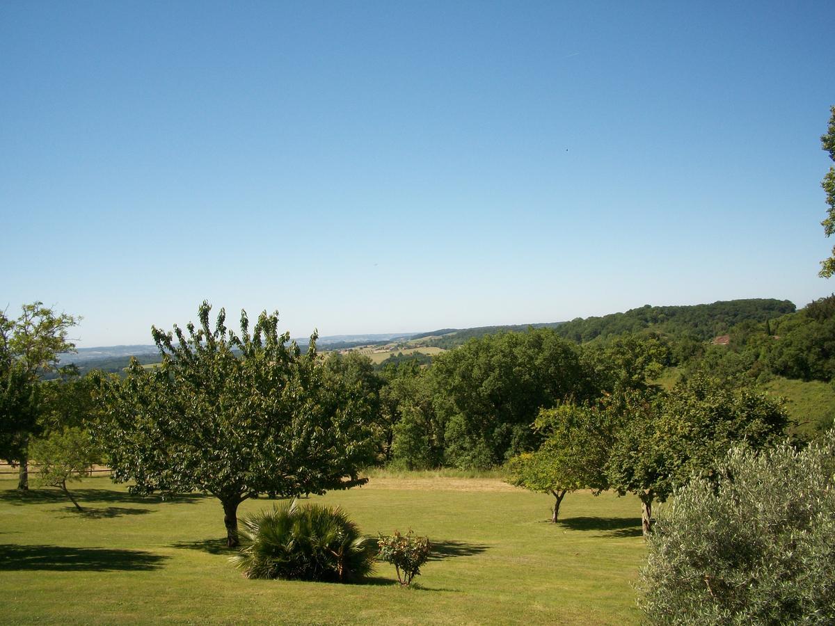 Le Pre Joli Hotel Beaugas Bagian luar foto